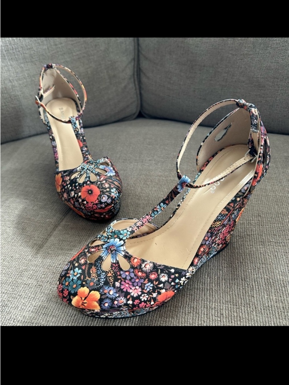 BAMBOO Floral Black Wedges (S0022)